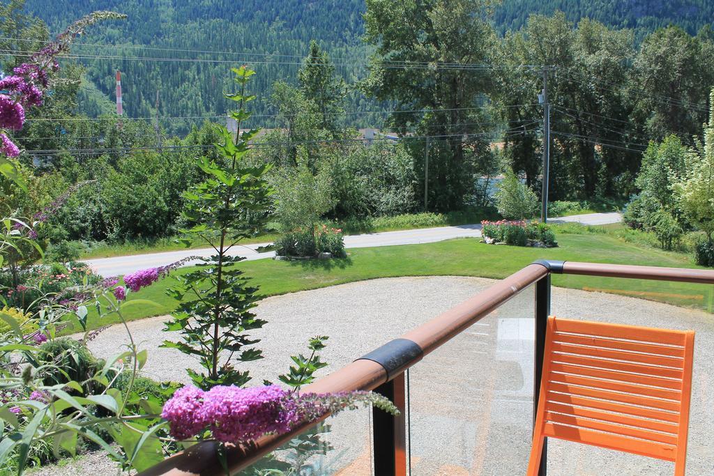 Windborne Bed & Breakfast Castlegar Quarto foto