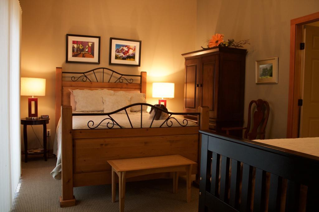 Windborne Bed & Breakfast Castlegar Quarto foto